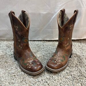 Girls boots size 13 with belt. Worn once. Great condition, smoke free home.